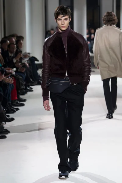 Look 4